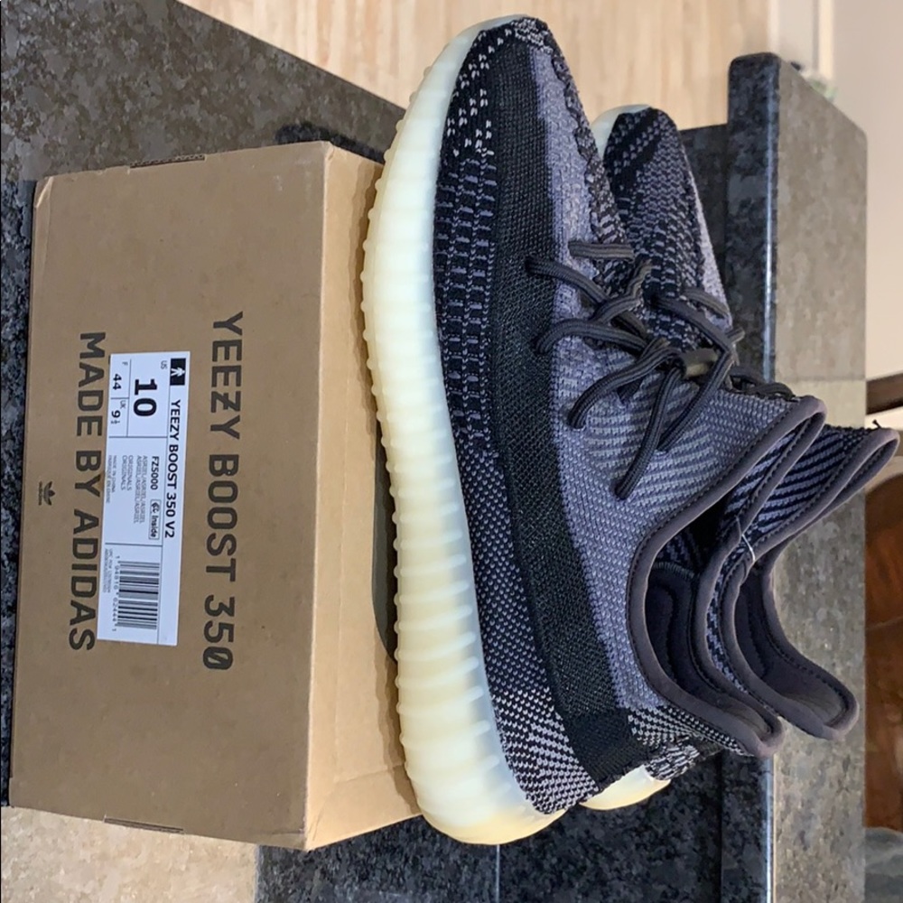 Yeezy boost 350 V2
